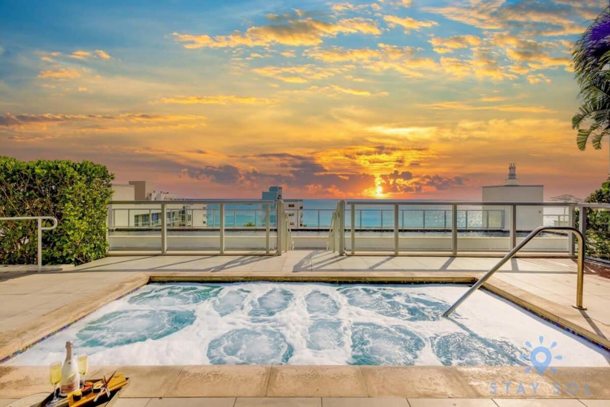 Best Stay - Rooftop Pool - Hollywood Beach Board - Walk Екстериор снимка