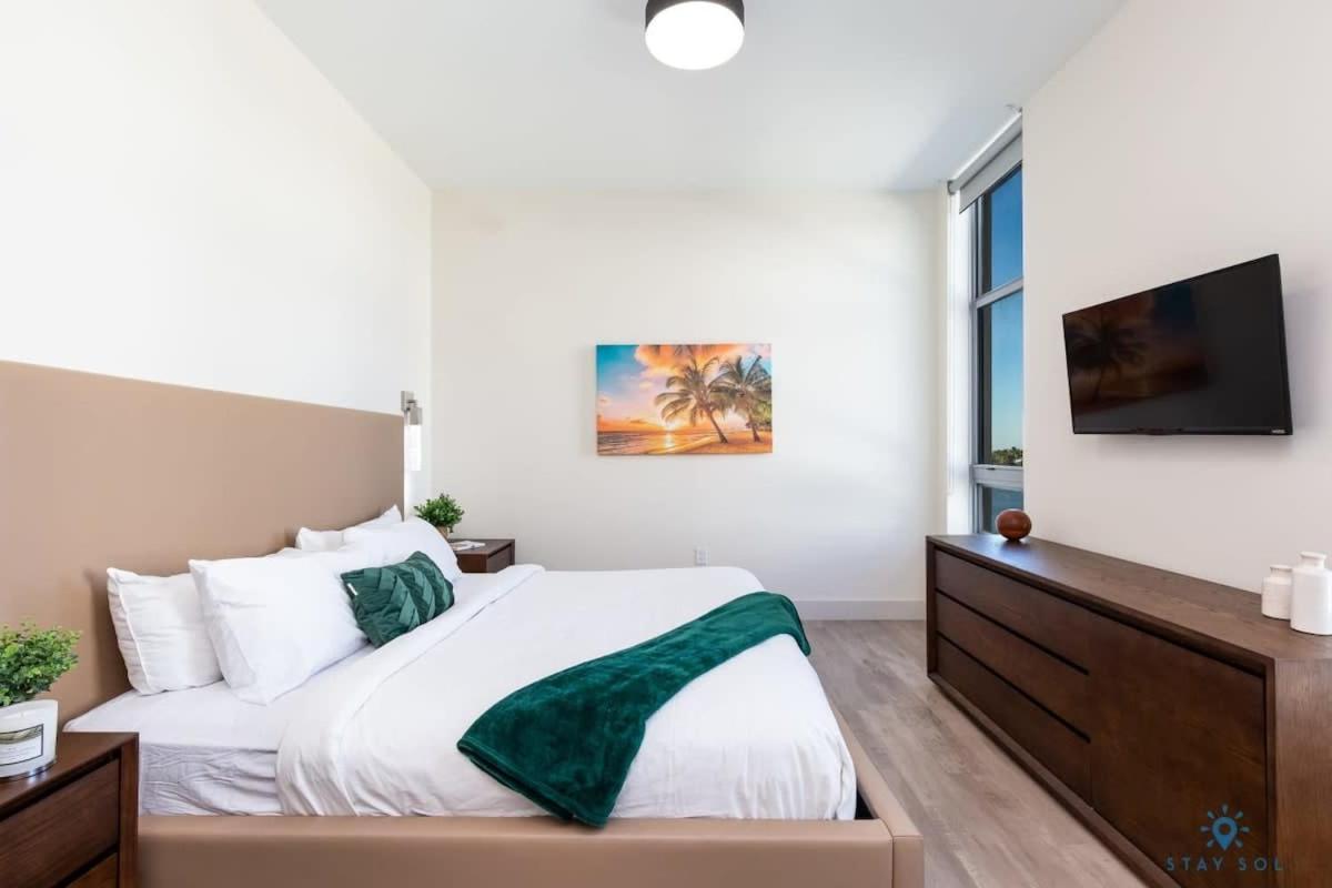 Best Stay - Rooftop Pool - Hollywood Beach Board - Walk Екстериор снимка