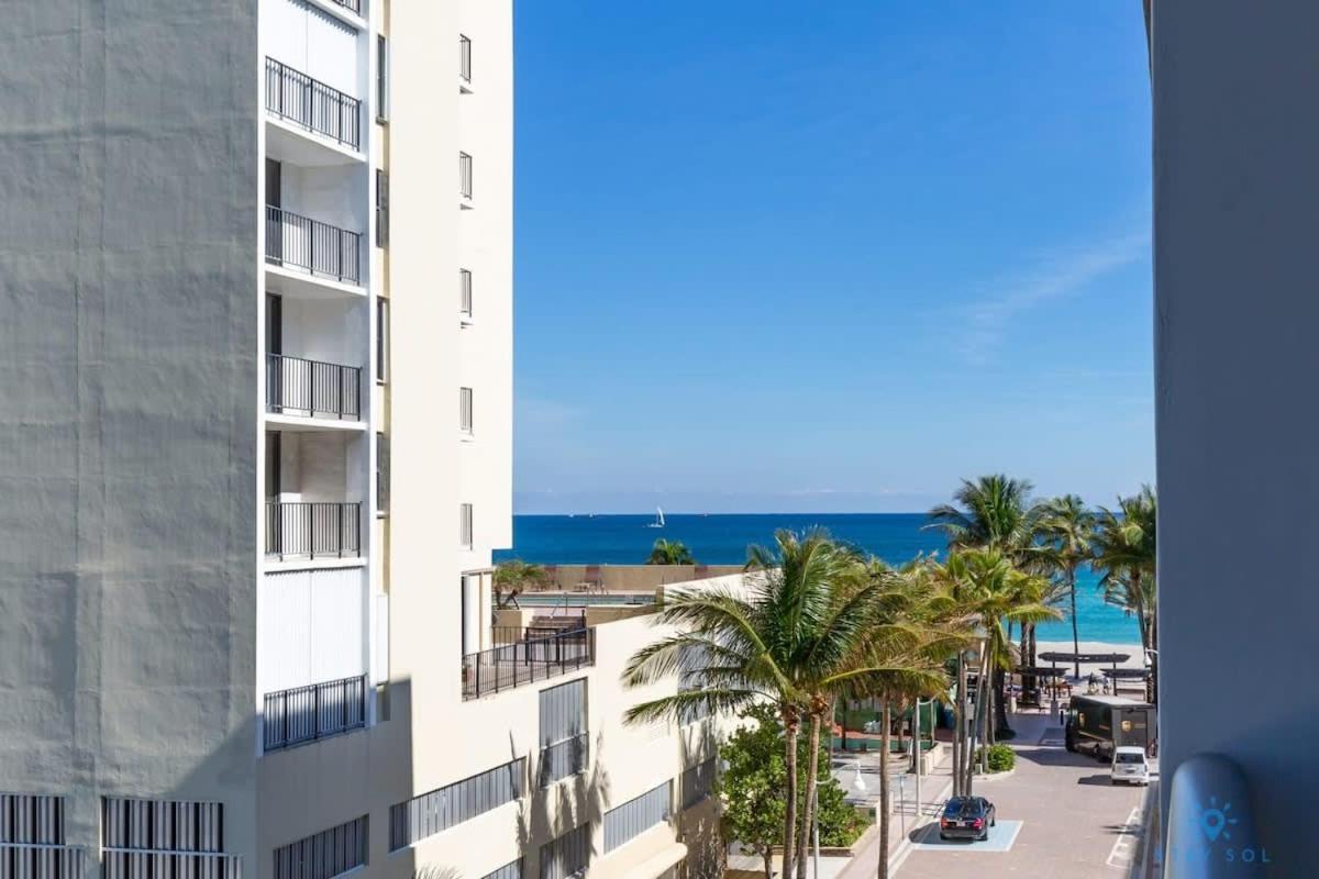 Best Stay - Rooftop Pool - Hollywood Beach Board - Walk Екстериор снимка